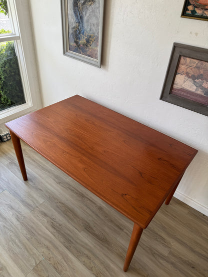 Greta Jalk for Glostrup Danish Modern Teak Dining Table