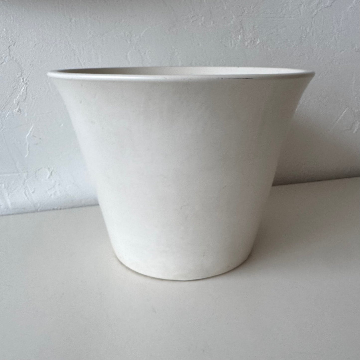 Gainey G 13 White Planter