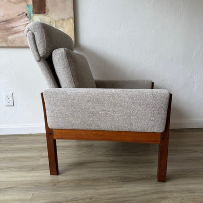 Hans Wegner AP 62 Lounge Chair High Back