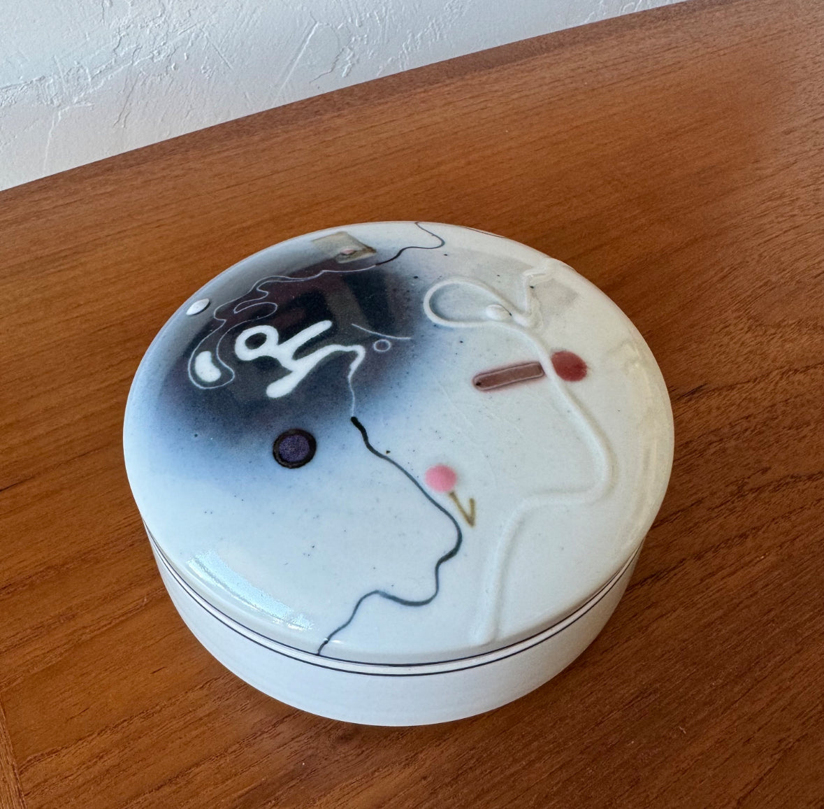 Tom Coleman Porcelain Abstract Lidded Box