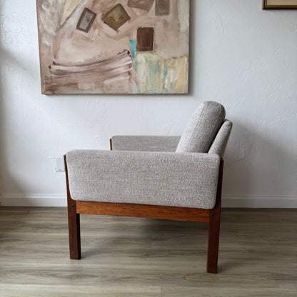 Hans Wegner AP 62 Lounge Chair Low Back
