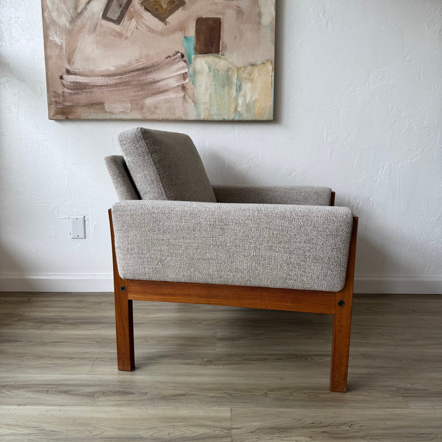 Hans Wegner AP 62 Lounge Chair Low Back