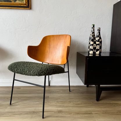 Ib Kofod Larsen Penguin Chair