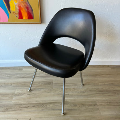 Eero Saarinen | Knoll Dining Chairs