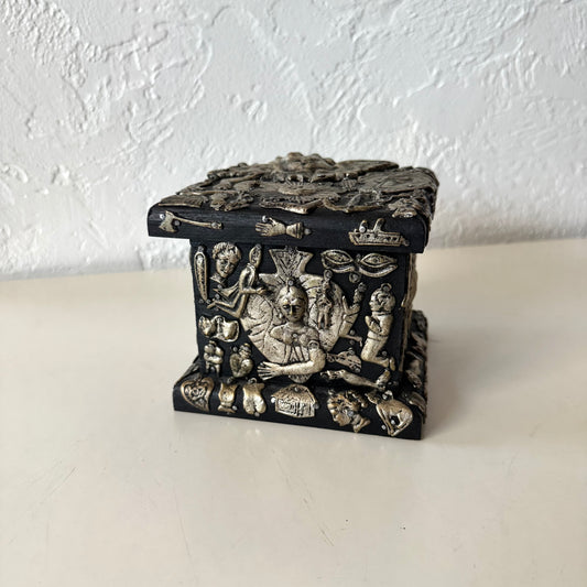 Estela Ogazon Milagros Charm Box