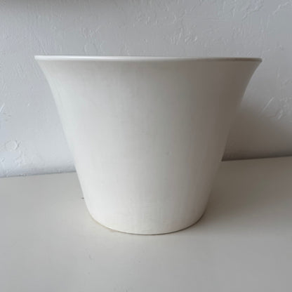 Gainey G 13 White Planter