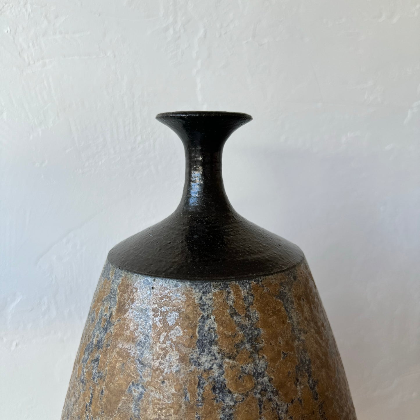 Exceptional Raul Coronel California Studio Pottery Floor Vase