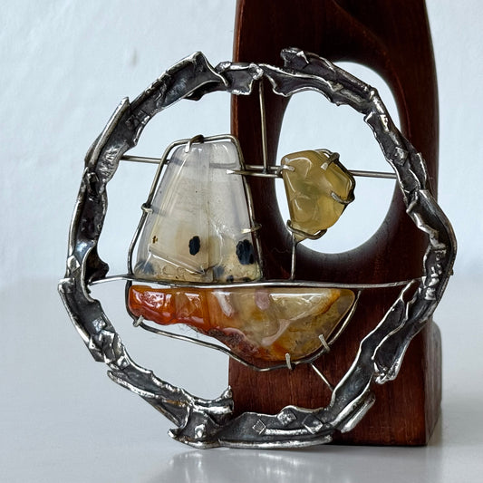 Max Nixon Sailboat Sterling + Agate Brooch